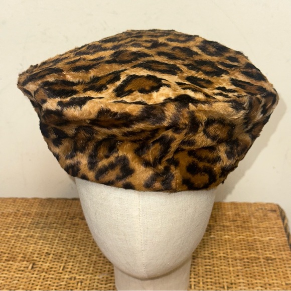 Vintage Barret Hat Leopard Pattern Calf Hair Women’s Animal Print Disco Retro main image 5